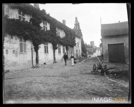 Une rue (Tonnoy)
