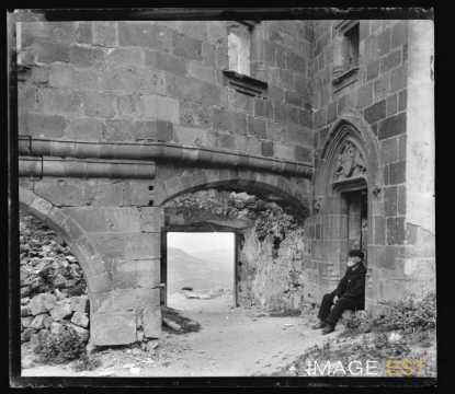 Intérieur de château (Murol)