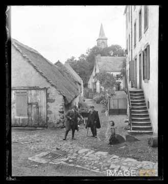 Randonneurs (Puy-de-Dôme ?)