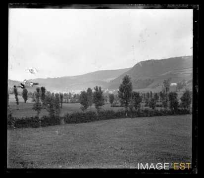 Paysage montagneux (Puy-de-Dôme ?)