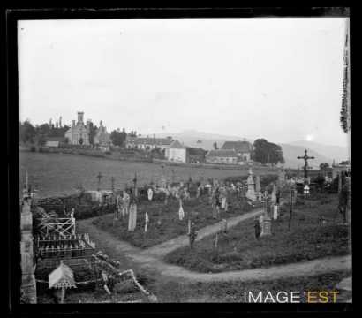 Cimetière (Puy-de-Dôme ?)