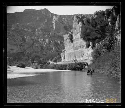Barque dans les Gorges du Tarn (Lozère)