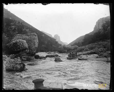 Barques dans les Gorges du Tarn (Lozère)