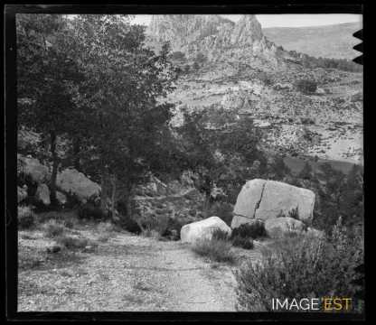 Paysage montagneux (Var)