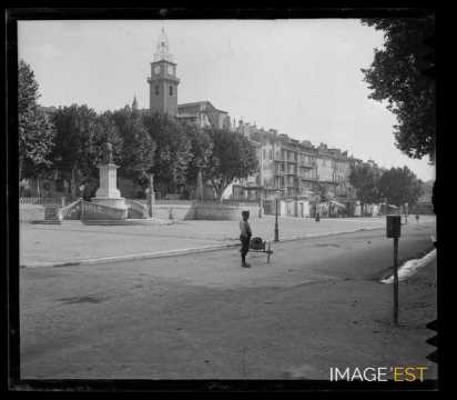 Place Pré de Foire (Digne-les-Bains)