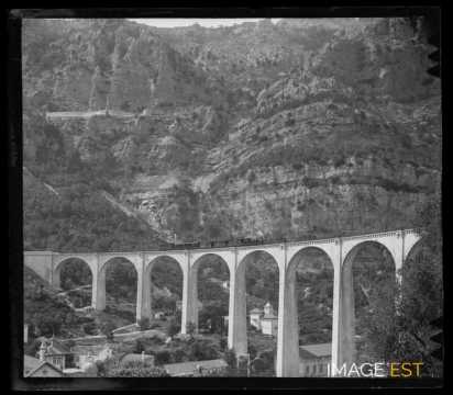 Viaduc du pont du Loup (Tourrettes-sur-Loup)