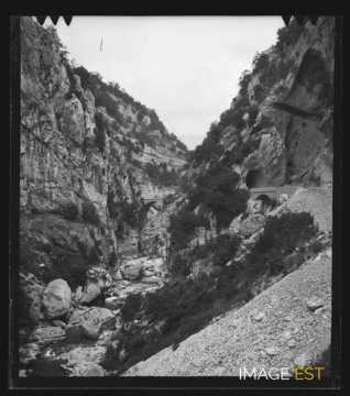 Pont de l'Abîme dans les Gorges du Loup (Alpes-Maritimes)