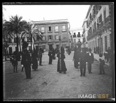 Procession religieuse (Séville)