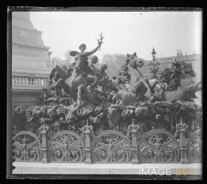 Fontaine du monument des Girondins (Bordeaux)