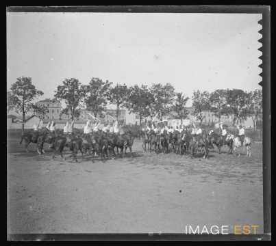 Hussards à cheval (Nancy)