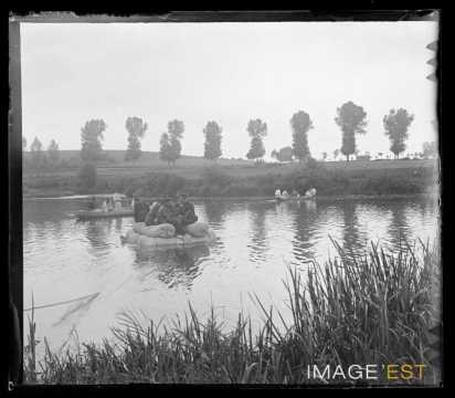 Traversée en radeau (Art-sur-Meurthe)