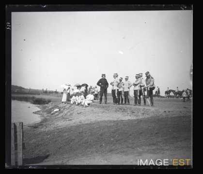 Officiers et civils (Art-sur-Meurthe)