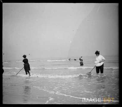Pêche aux coquillages (Dieppe)