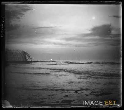 Coucher de soleil sur la plage (Seine-Maritime)