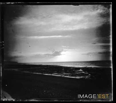 Coucher de soleil sur la plage (Seine-Maritime)