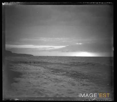 Coucher de soleil sur la plage (Seine-Maritime)