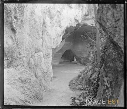 Grotte (Syracuse ?)