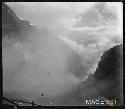 Paysage montagneux (Italie ?)