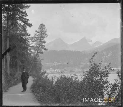 Paul Michels au bord du lac (Saint-Moritz)