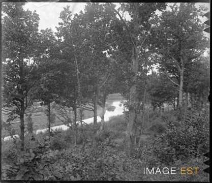 Ruisseau (Meurthe-et-Moselle ?)
