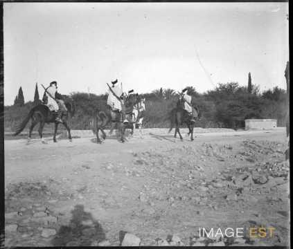 Groupe de cavaliers (Algérie ?)