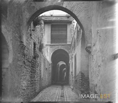 Entrée des souks (Tunis)