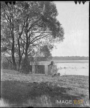 Porte d'écluse (Meurthe-et-Moselle)