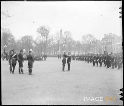 Remise de décorations par le général André (Nancy)