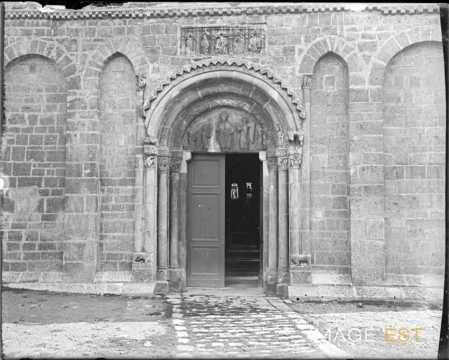 Portail de l'église (Laître-sous-Amance)