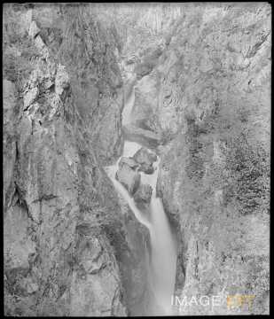 Cascade de la Pisse de Lanchâtra (Saint-Christophe-en-Oisans)