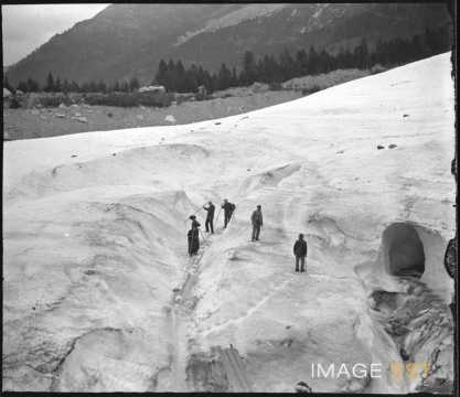 Grotte du glacier des Bossons (Chamonix-Mont-Blanc)