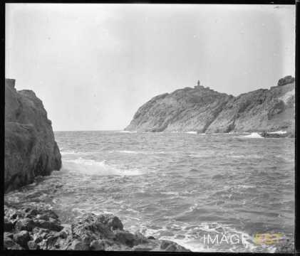 Phare (L'Île-Rousse)