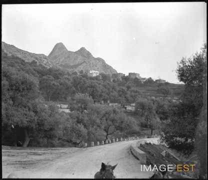 Route de montagne (L'Île-Rousse)