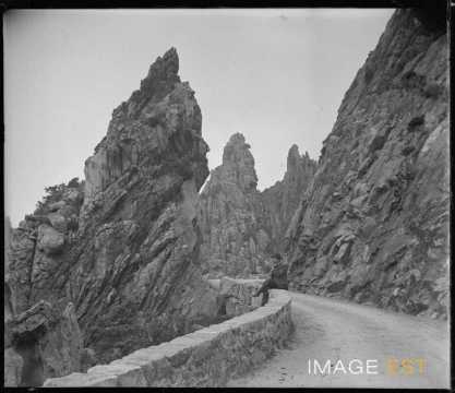 Route dans les calanques (Piana)