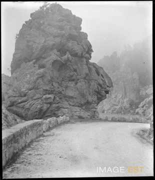 Route dans les calanques (Piana)