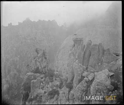 Rochers dans les calanques (Piana)