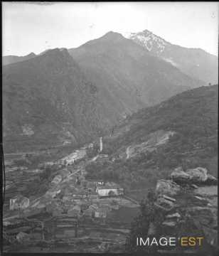 Paysage montagneux (Corse)