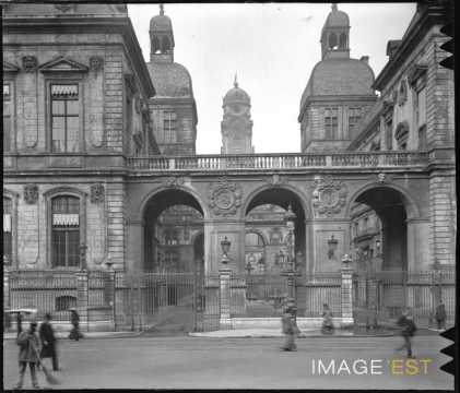 Hôtel de ville (Lyon)