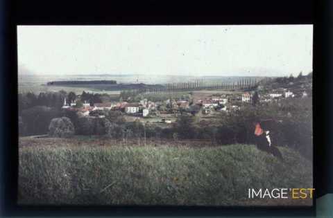 Panorama d'un village (Meurthe-et-Moselle)
