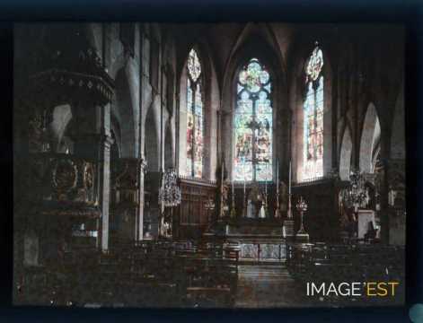 Intérieur d'église (Meurthe-et-Moselle)