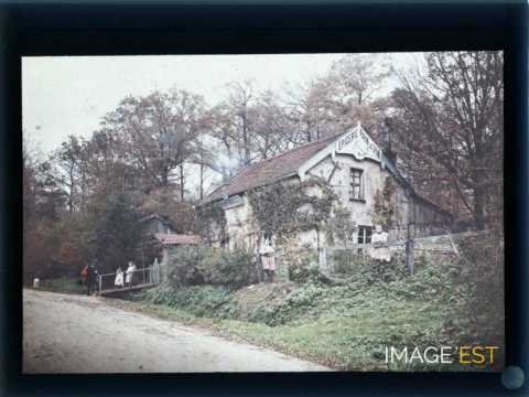 Auberge au bord d'une route (Meurthe-et-Moselle)