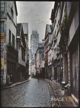 Une rue (Rouen)