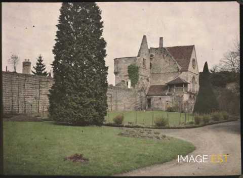 Vestiges du château d'Henri IV (Senlis)