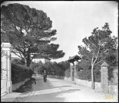 Rue (Saint-Raphaël)