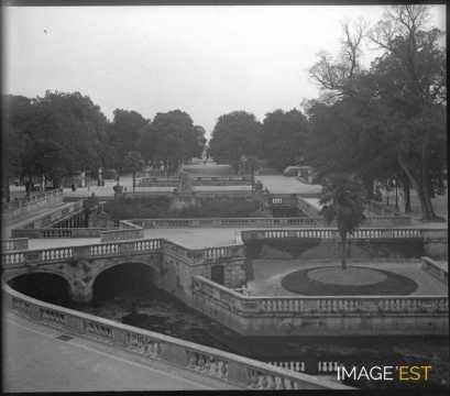 Bains romains (Nîmes)