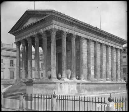 Maison Carrée (Nîmes)