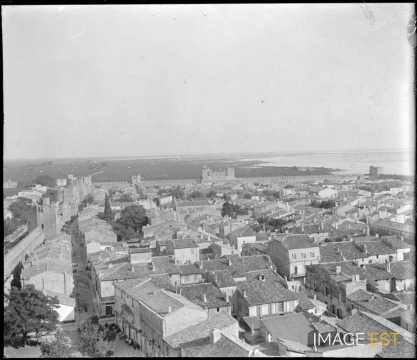 Panorama (Aigues-Mortes)