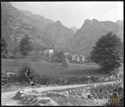 Habitations (Vernet-les-Bains)