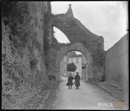 Entrée de la ville (Saint-Bertrand-de-Comminges)