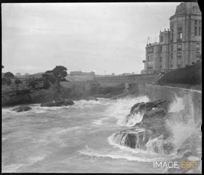 Effet de vagues (Biarritz)